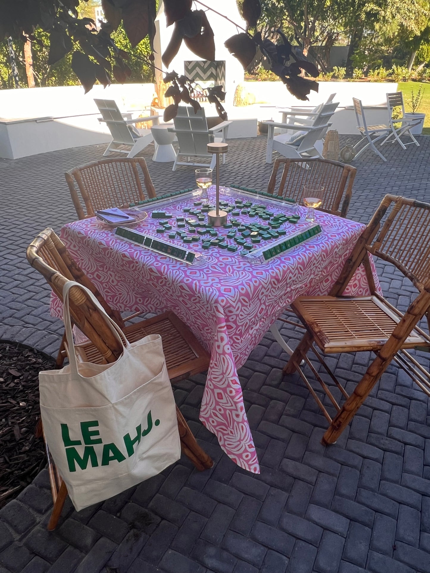 POPPIN PINK TABLE LINEN